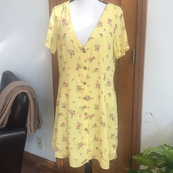 H&M dress - Picture 1 of 5